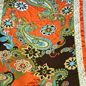 Vintage 1960s paisley light poly print